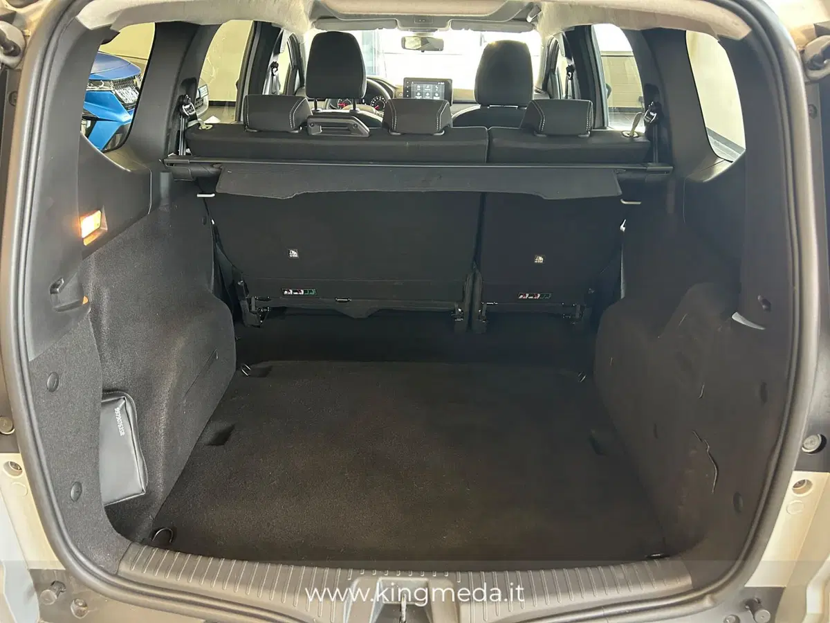 Dacia Jogger usata a Monza e Brianza (6)