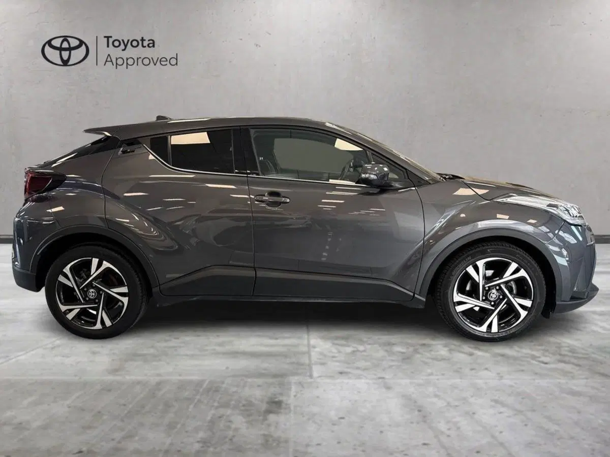 Toyota Toyota C-HR usata a Prato (5)