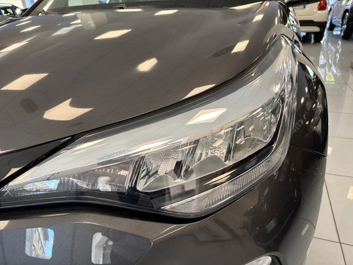 Toyota Toyota C-HR usata a Prato (8)