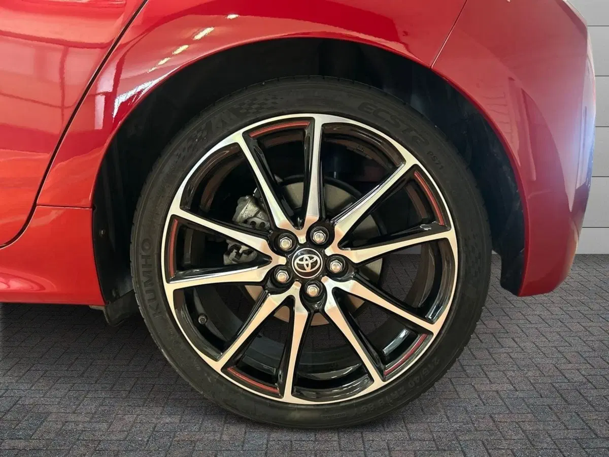 Toyota Yaris GR Sport usata a Milano (12)