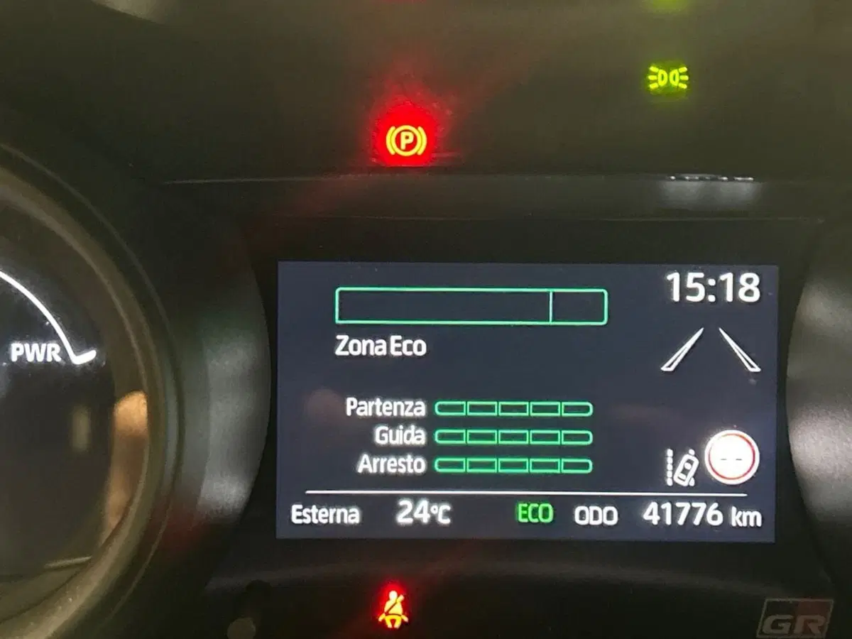Toyota Yaris GR Sport usata a Milano (9)