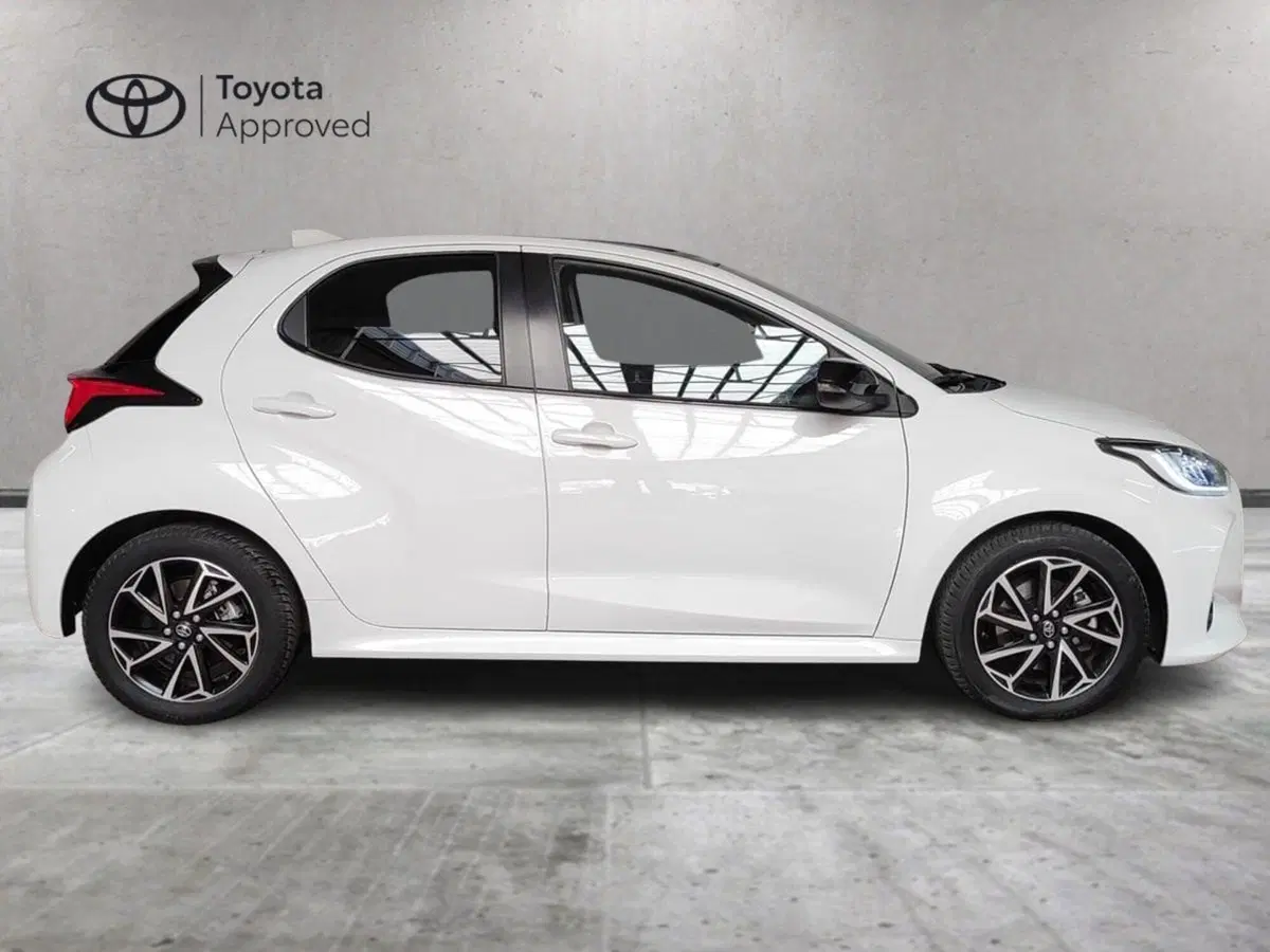 Toyota Yaris usata a Milano (5)