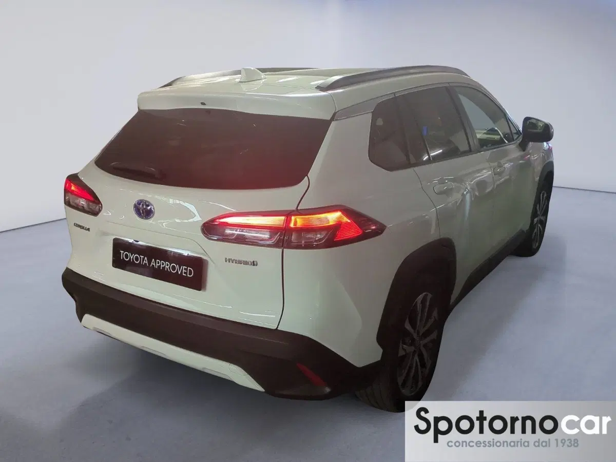 Toyota Corolla Cross Hybrid usata a Milano (7)