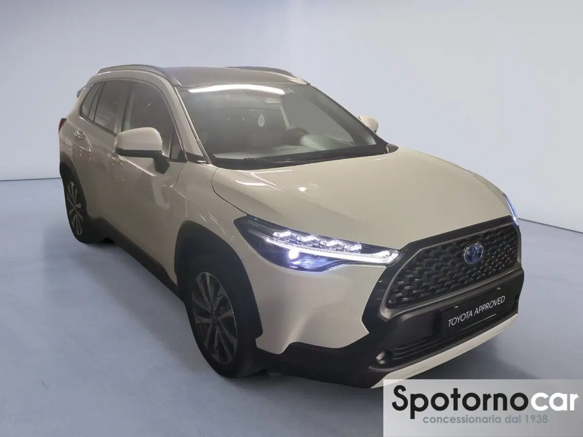 Toyota Corolla Cross Hybrid usata a Milano (8)