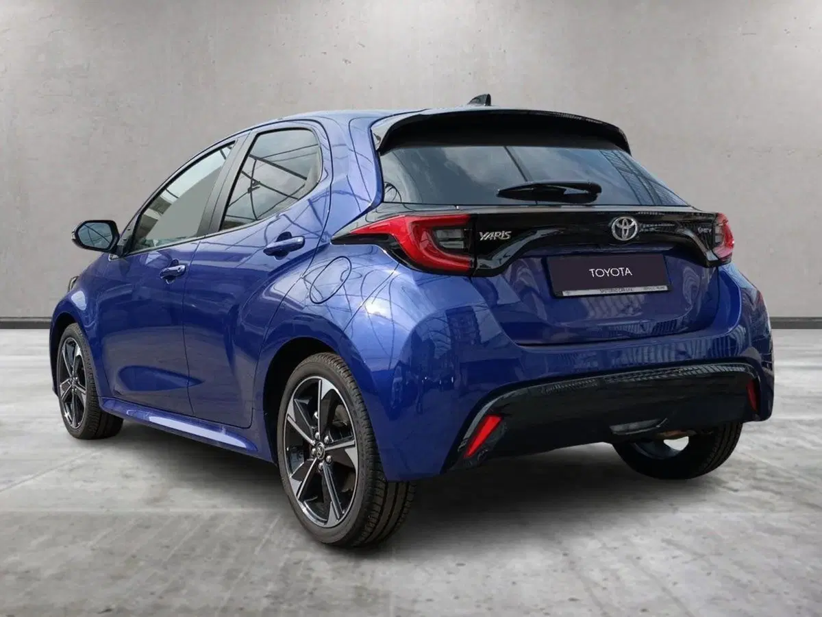 Toyota Yaris Cross usata a Milano (4)