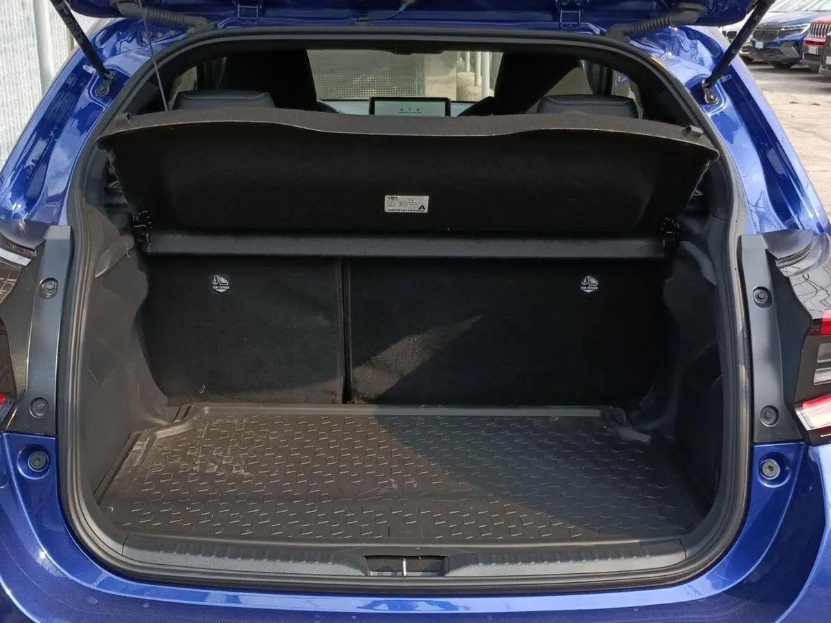 Toyota Yaris Cross usata a Milano (5)