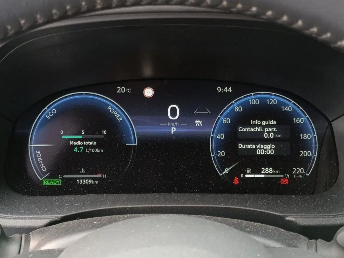 Toyota Yaris Cross usata a Milano (8)