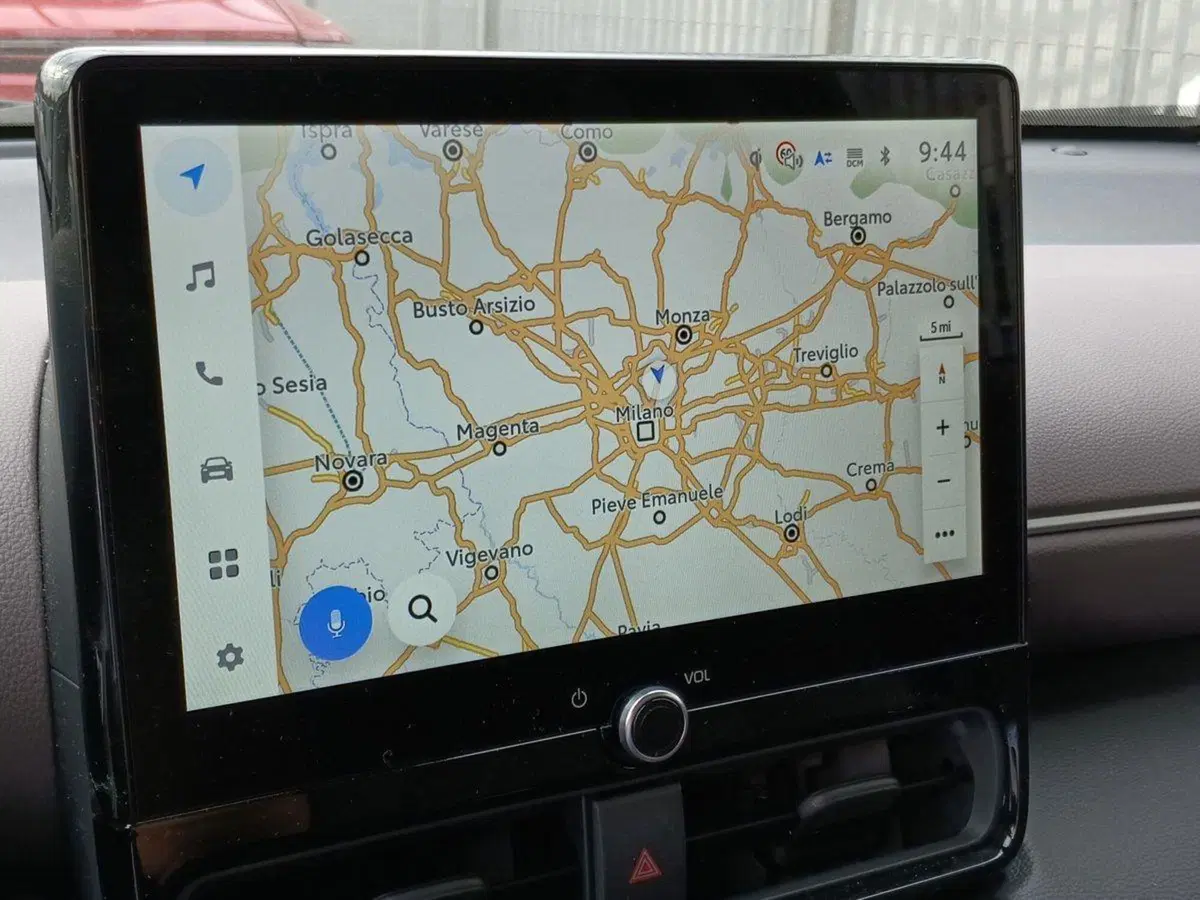 Toyota Yaris Cross usata a Milano (9)