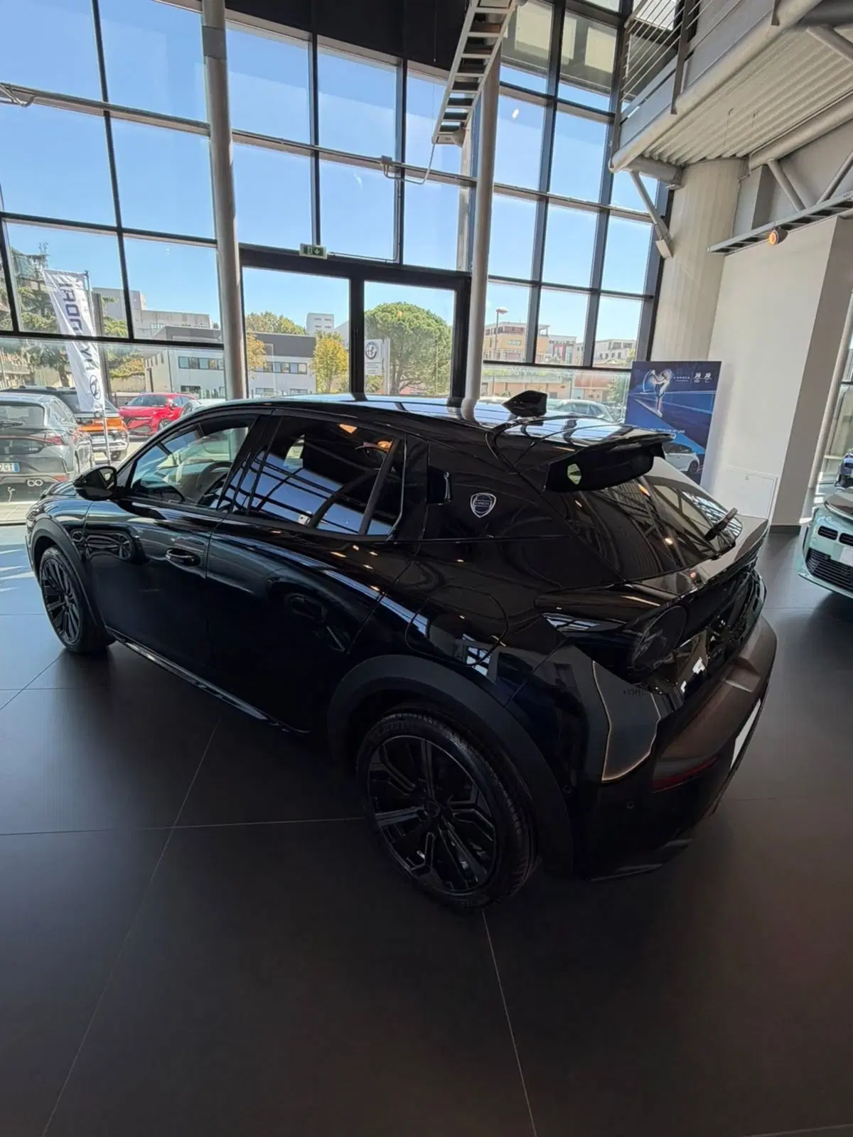 Lancia Ypsilon nuova a Campobasso (4)