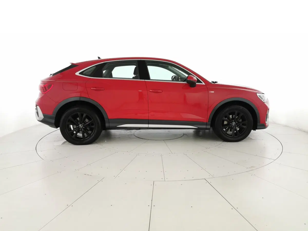 Audi Q3 Sportback usata a Chieti (4)