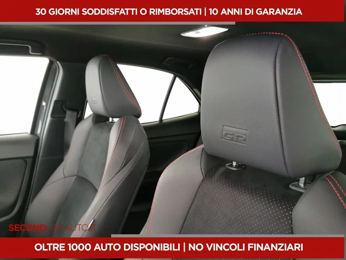 Toyota Yaris Cross usata a Chieti (11)