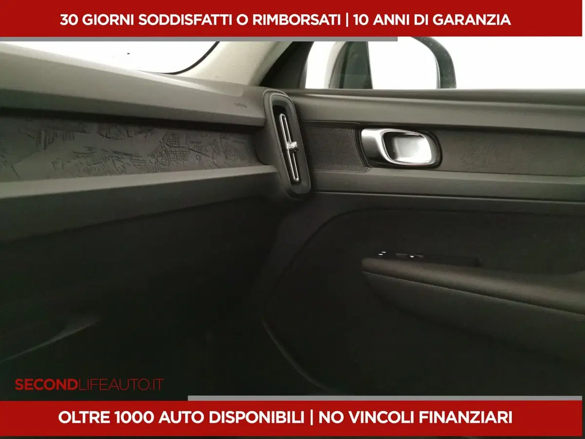 Volvo XC40 usata a Chieti (17)