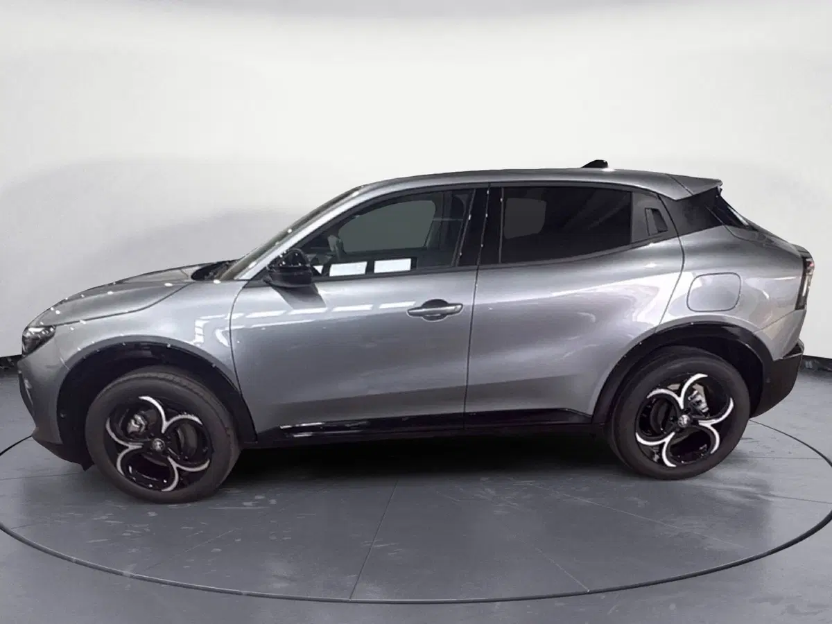 Alfa Romeo Junior nuova a Agrigento (2)