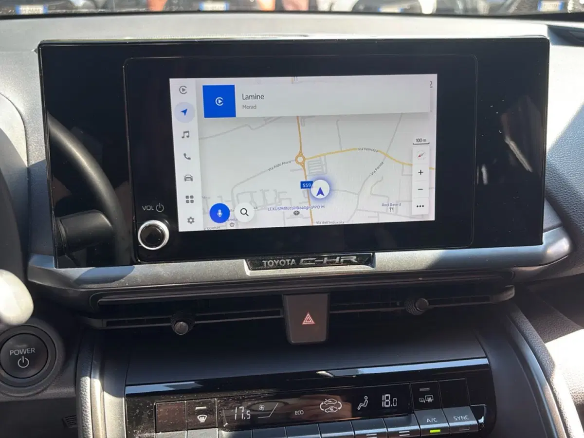 Toyota Toyota C-HR usata a Bologna (11)