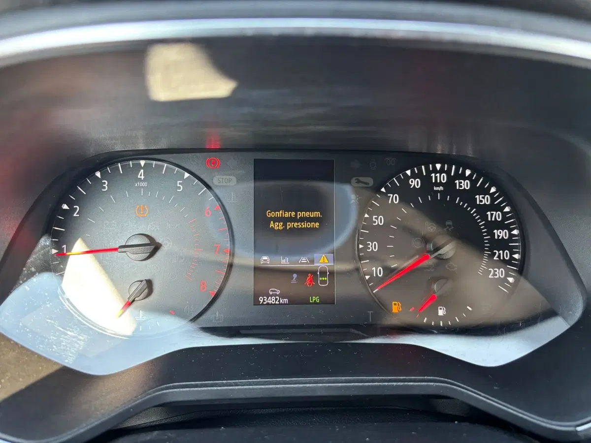 Renault Clio usata a Modena (9)
