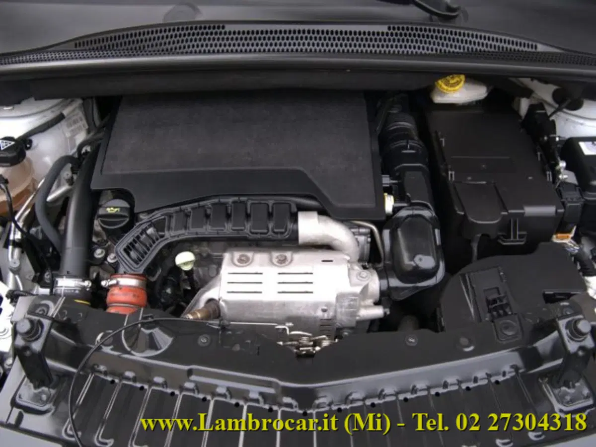 Opel Crossland usata a Milano (11)