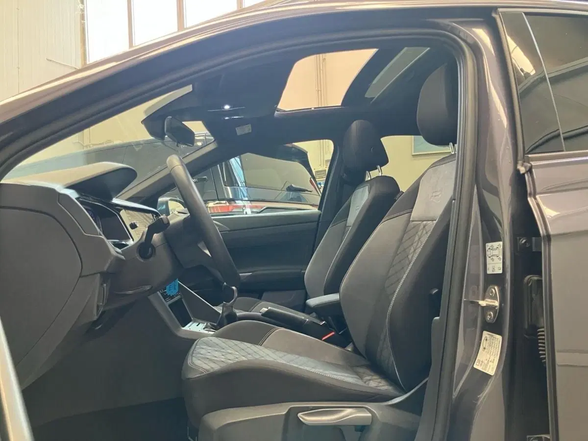 Volkswagen Taigo usata a Bologna (8)
