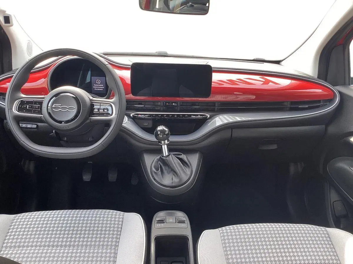 Fiat 500 nuova a Foggia (7)