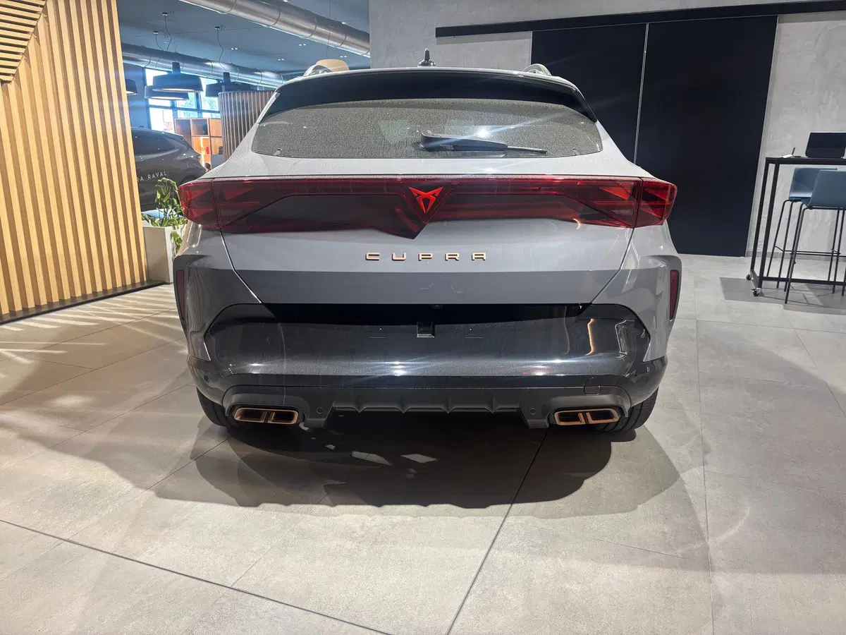 Cupra Formentor nuova a Ferrara (6)
