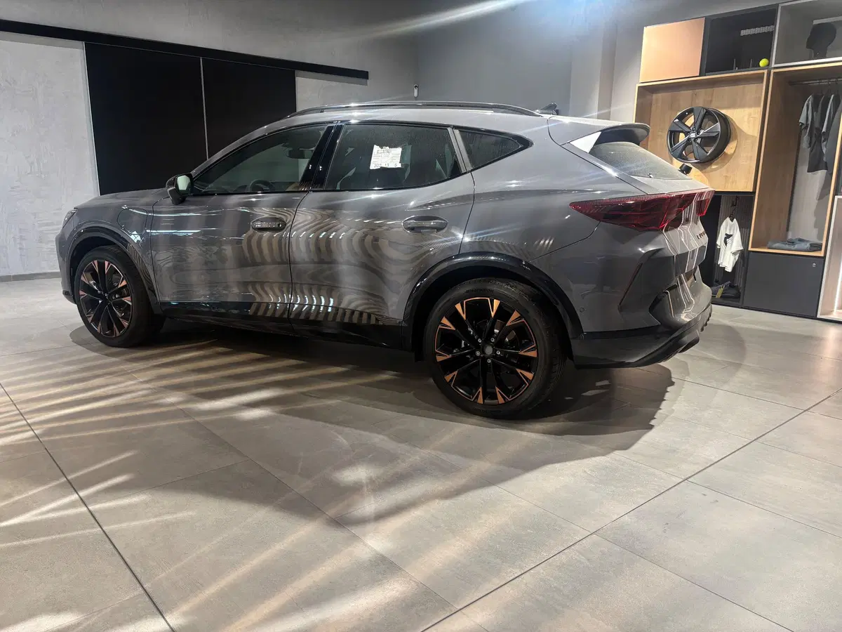 Cupra Formentor nuova a Ferrara (7)