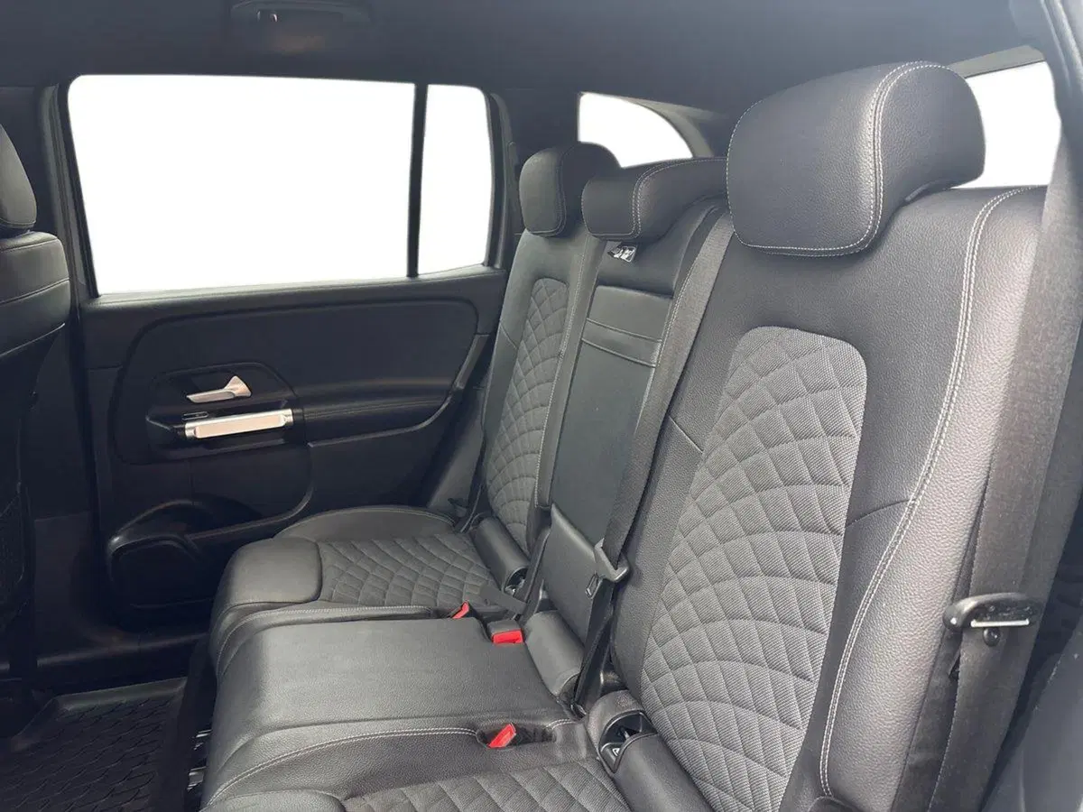 Mercedes-Benz GLB usata a Pescara (13)