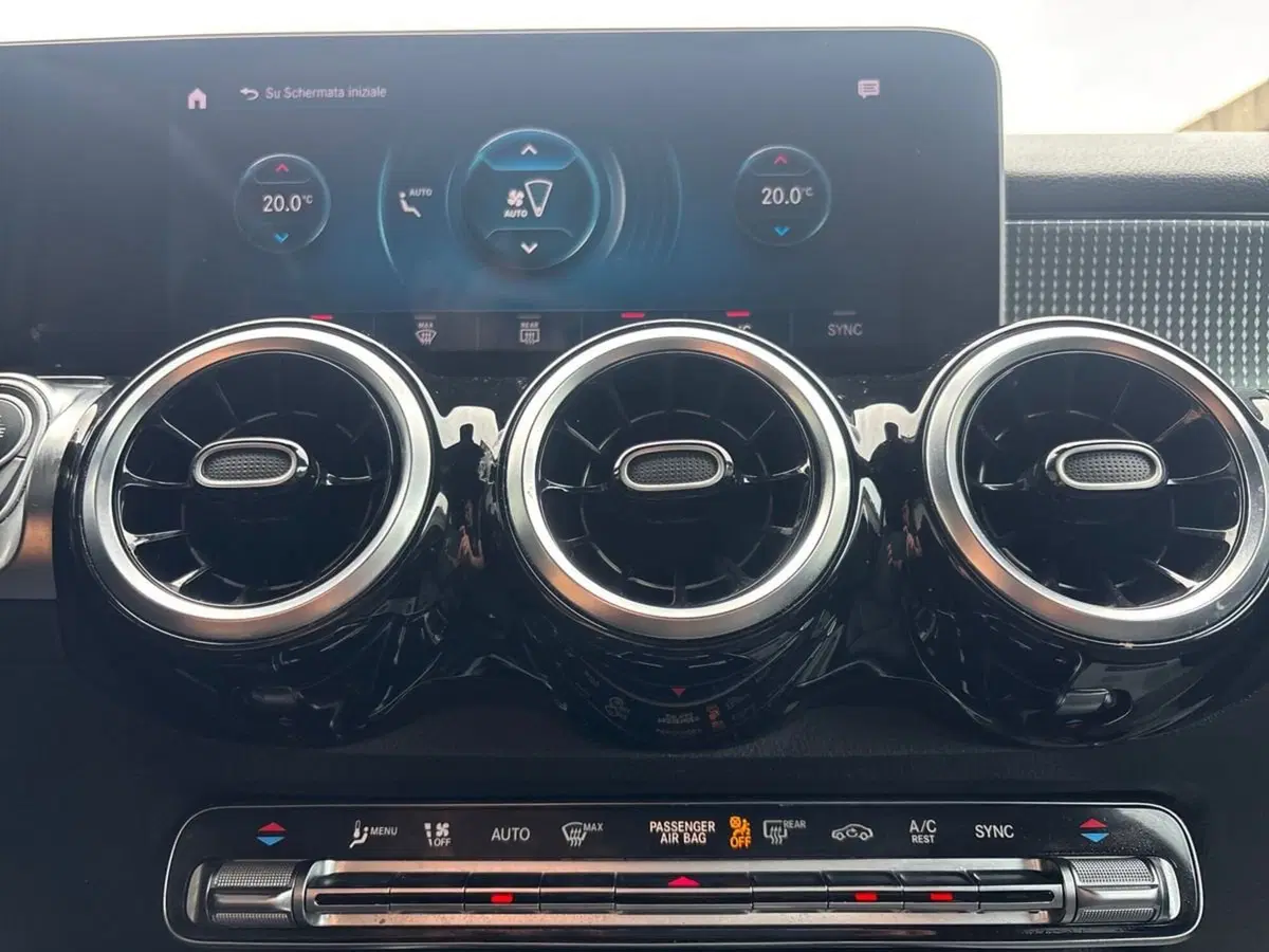 Mercedes-Benz GLB usata a Pescara (14)