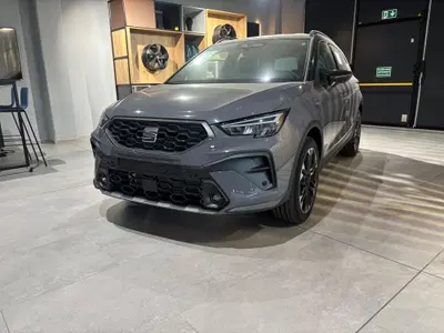 SEAT Arona 1.0 ecotsi Black Edition 115cv dsg nuova a Ferrara