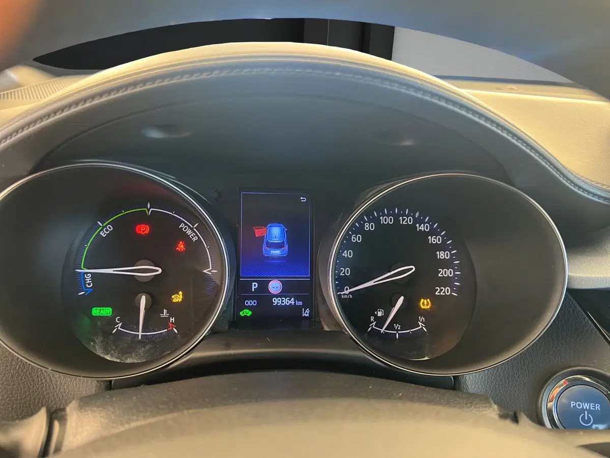 Toyota Toyota C-HR usata a Cosenza (11)