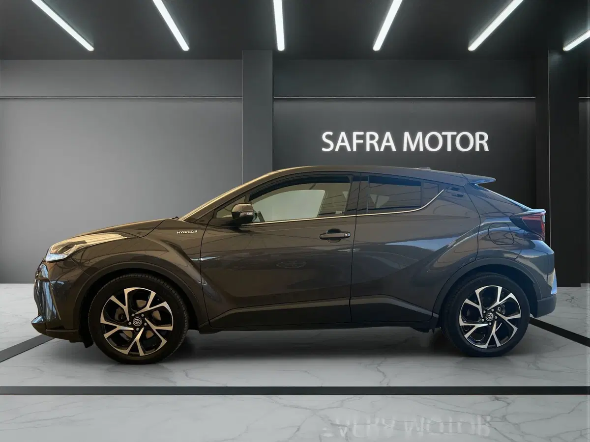 Toyota Toyota C-HR usata a Cosenza (3)