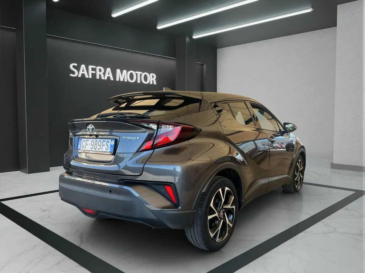 Toyota Toyota C-HR usata a Cosenza (6)
