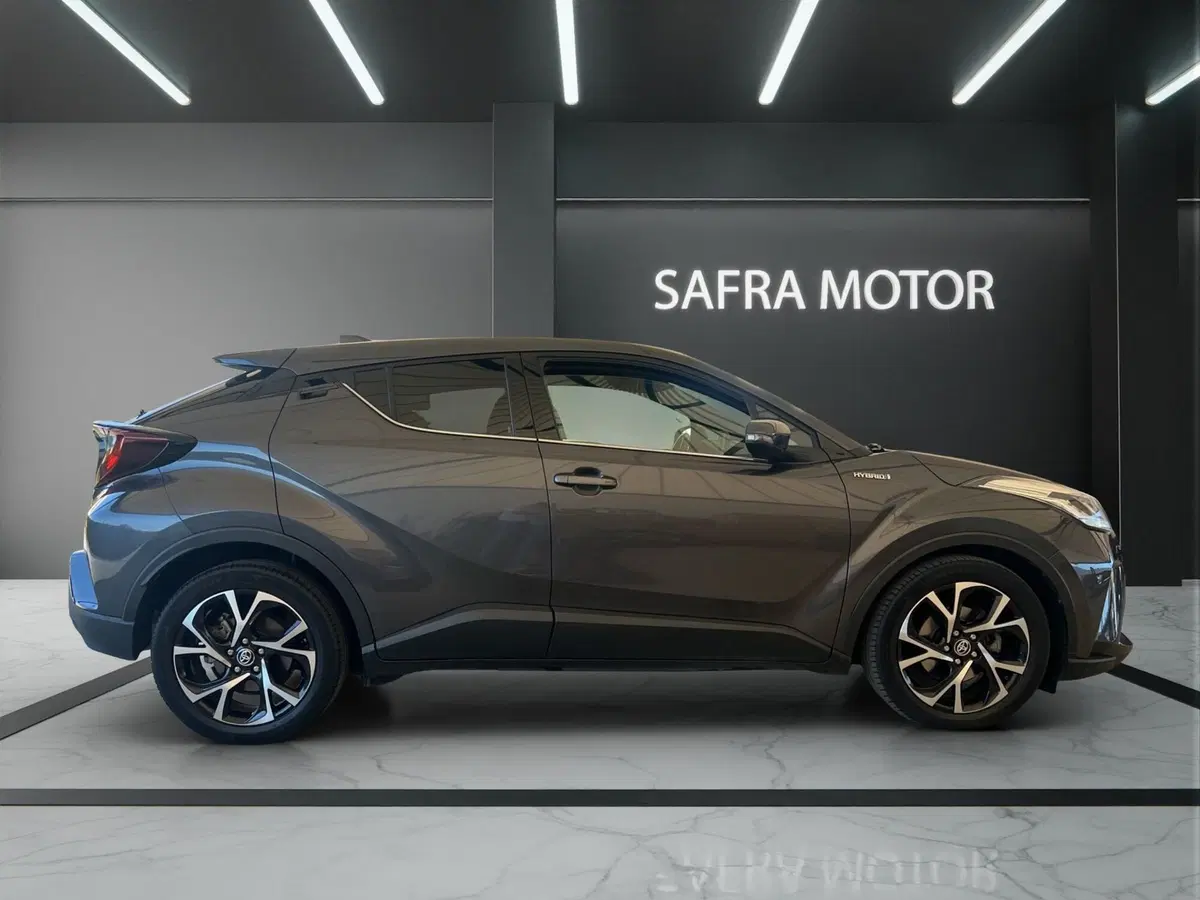 Toyota Toyota C-HR usata a Cosenza (7)