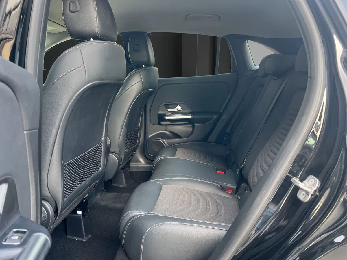 Mercedes-Benz GLA SUV usata a Cosenza (13)