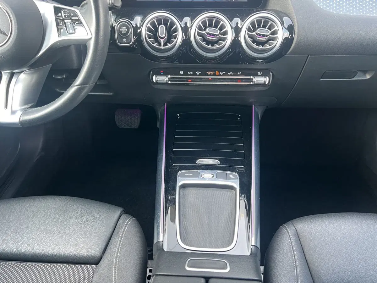 Mercedes-Benz GLA SUV usata a Cosenza (15)