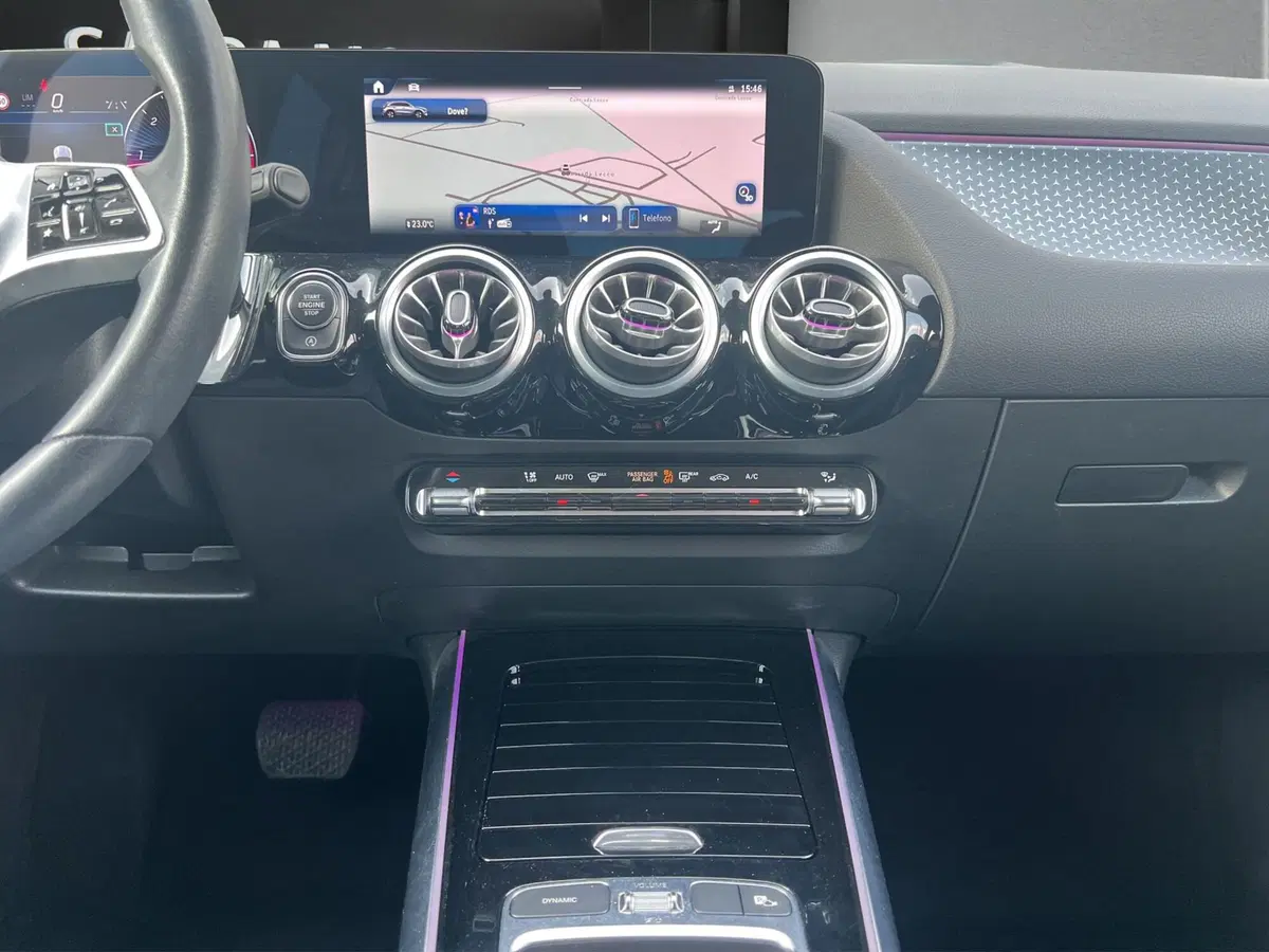 Mercedes-Benz GLA SUV usata a Cosenza (16)