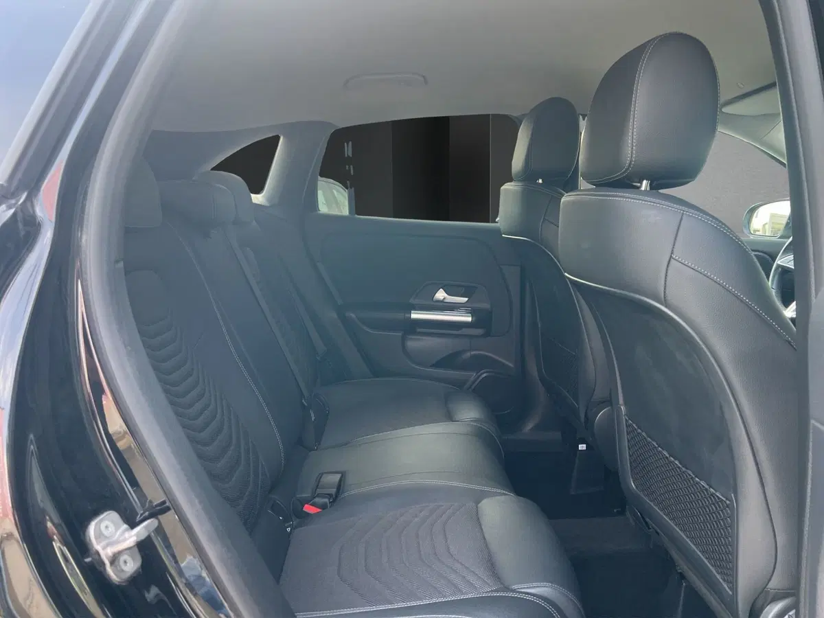 Mercedes-Benz GLA SUV usata a Cosenza (19)