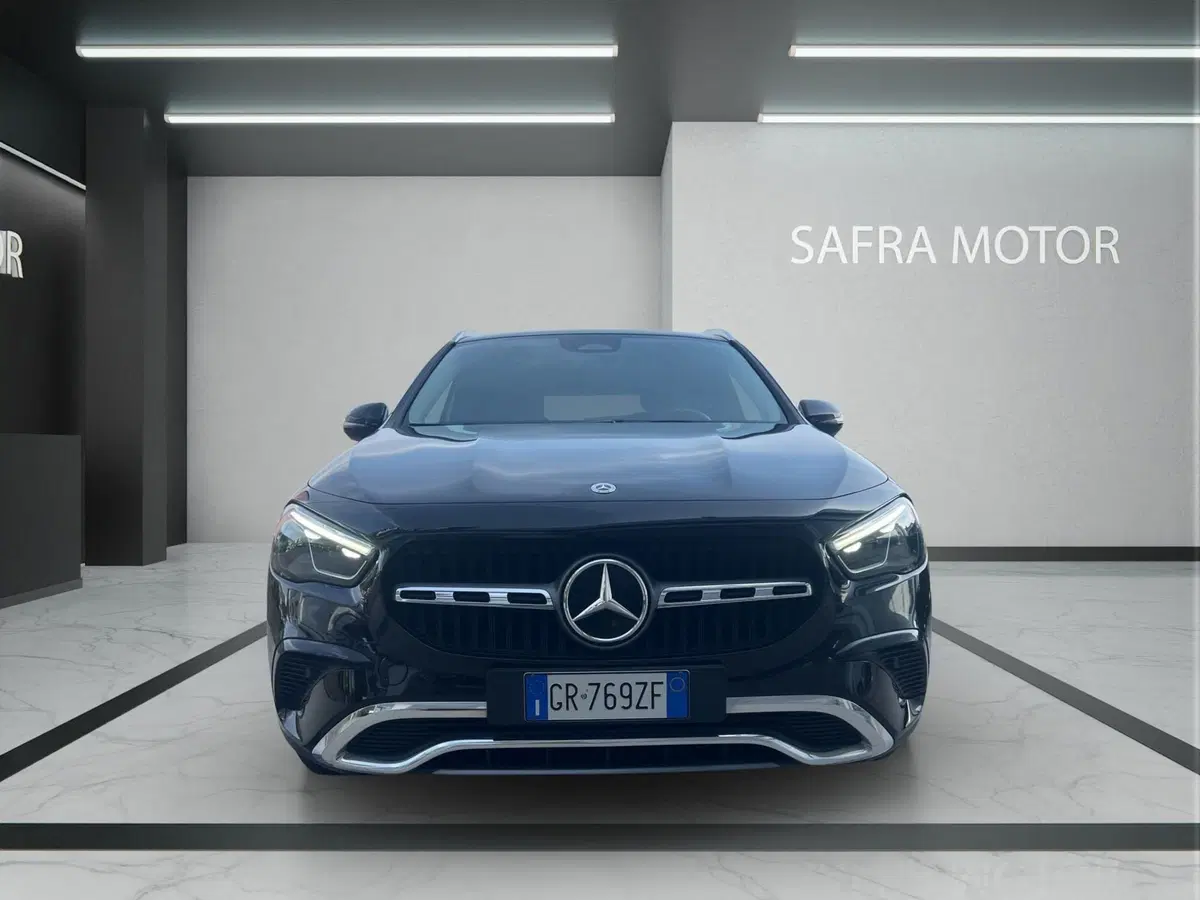 Mercedes-Benz GLA SUV usata a Cosenza (2)