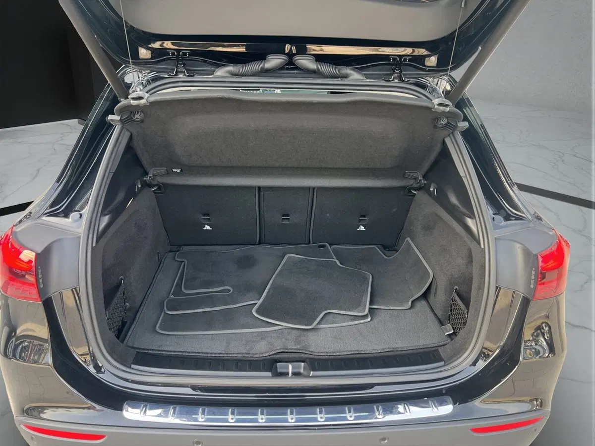Mercedes-Benz GLA SUV usata a Cosenza (20)
