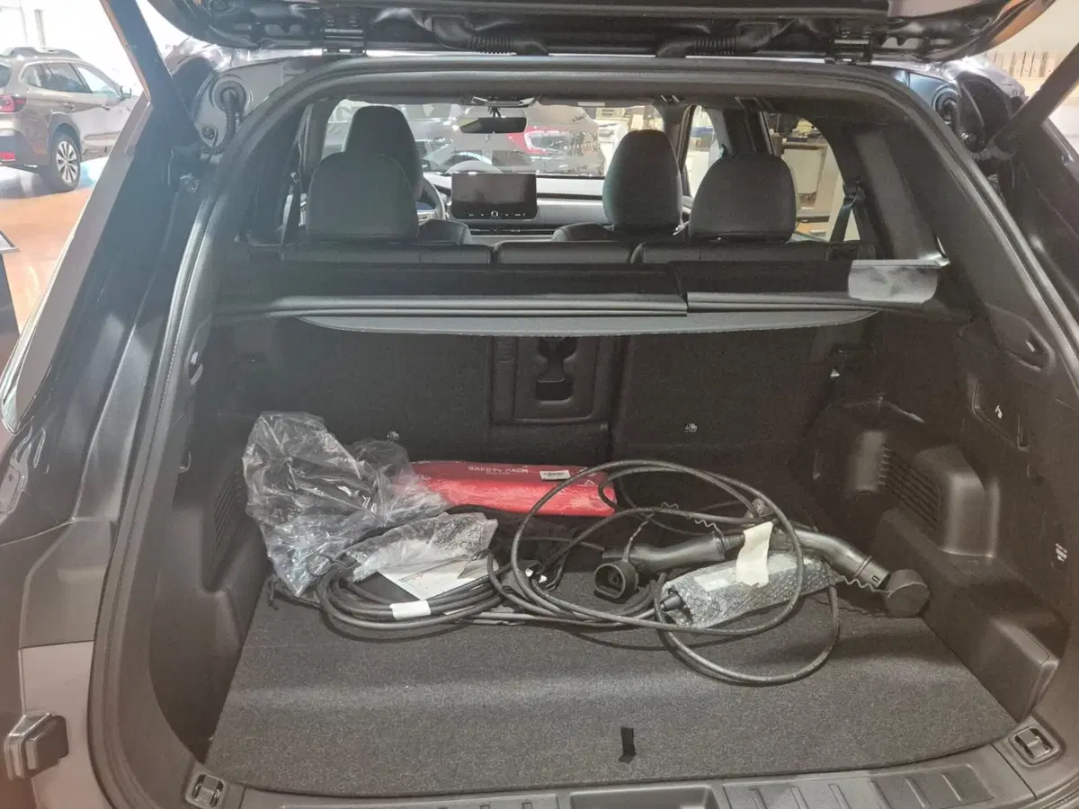 Mitsubishi Outlander nuova a Como (6)