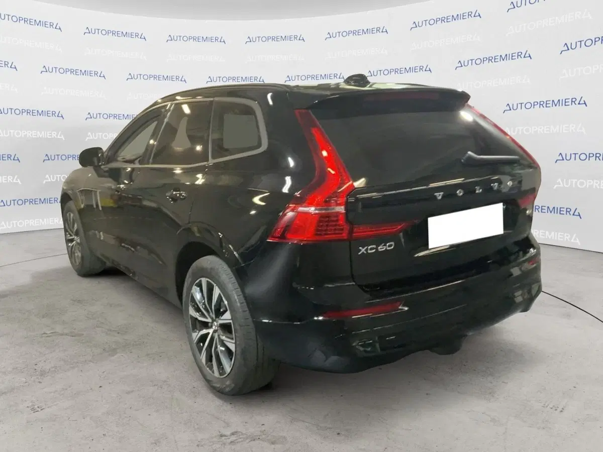 Volvo XC60 usata a Como (2)