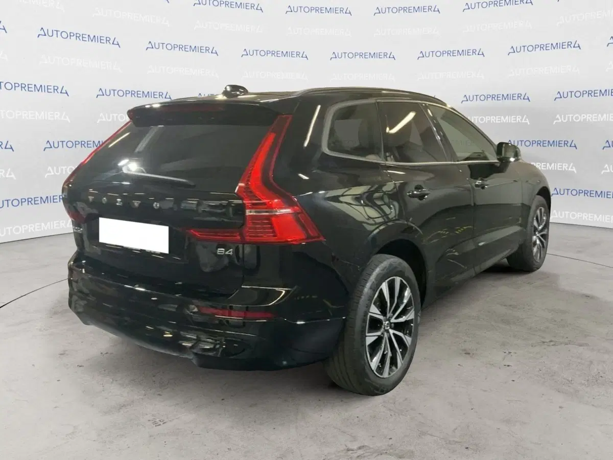 Volvo XC60 usata a Como (4)