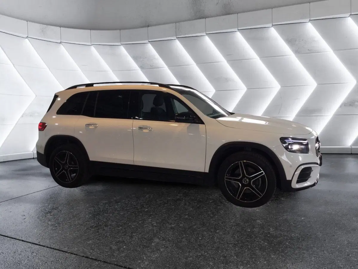 Mercedes-Benz GLB usata a Caserta (4)