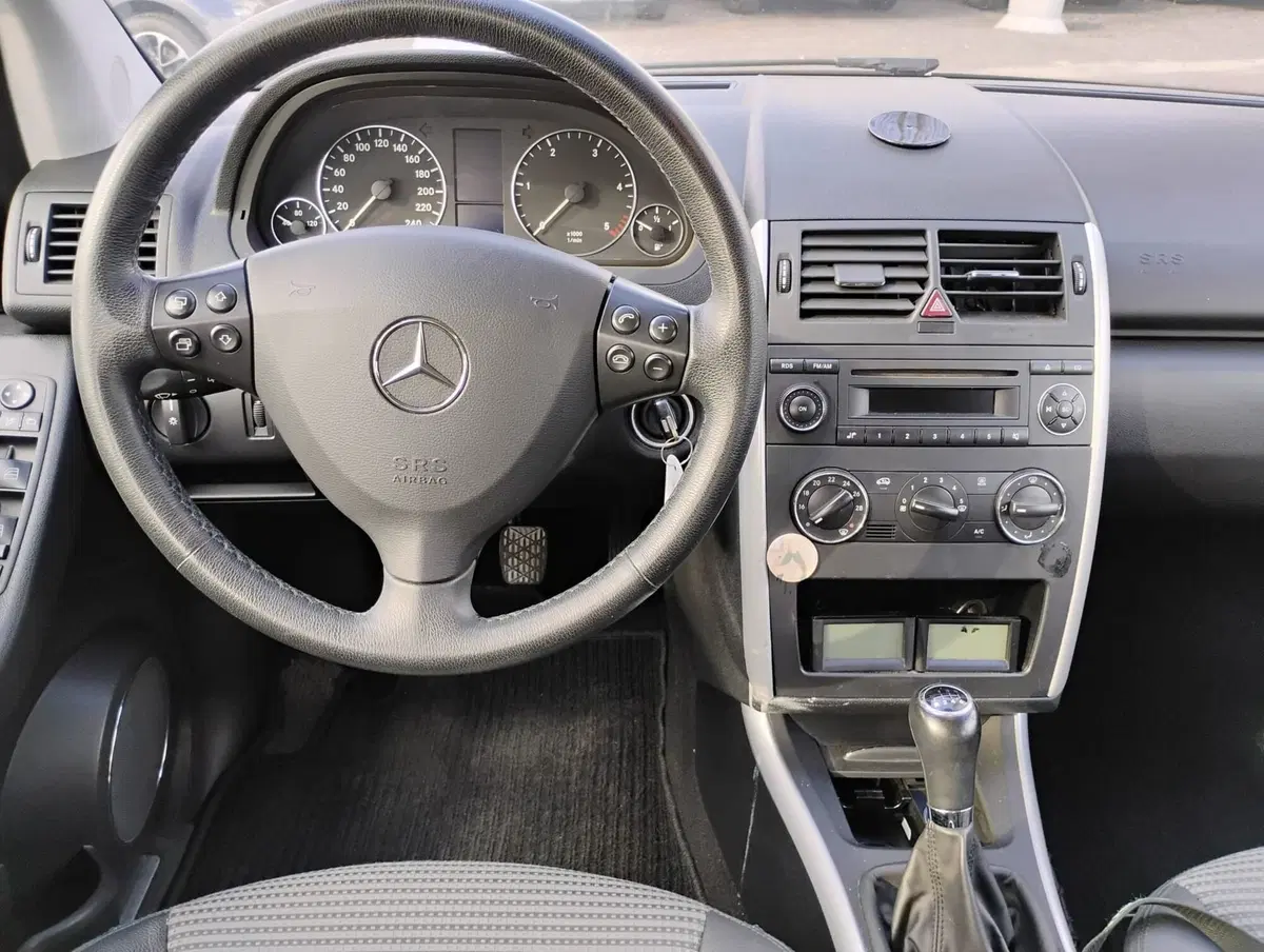 Mercedes-Benz Classe A usata a Messina (7)