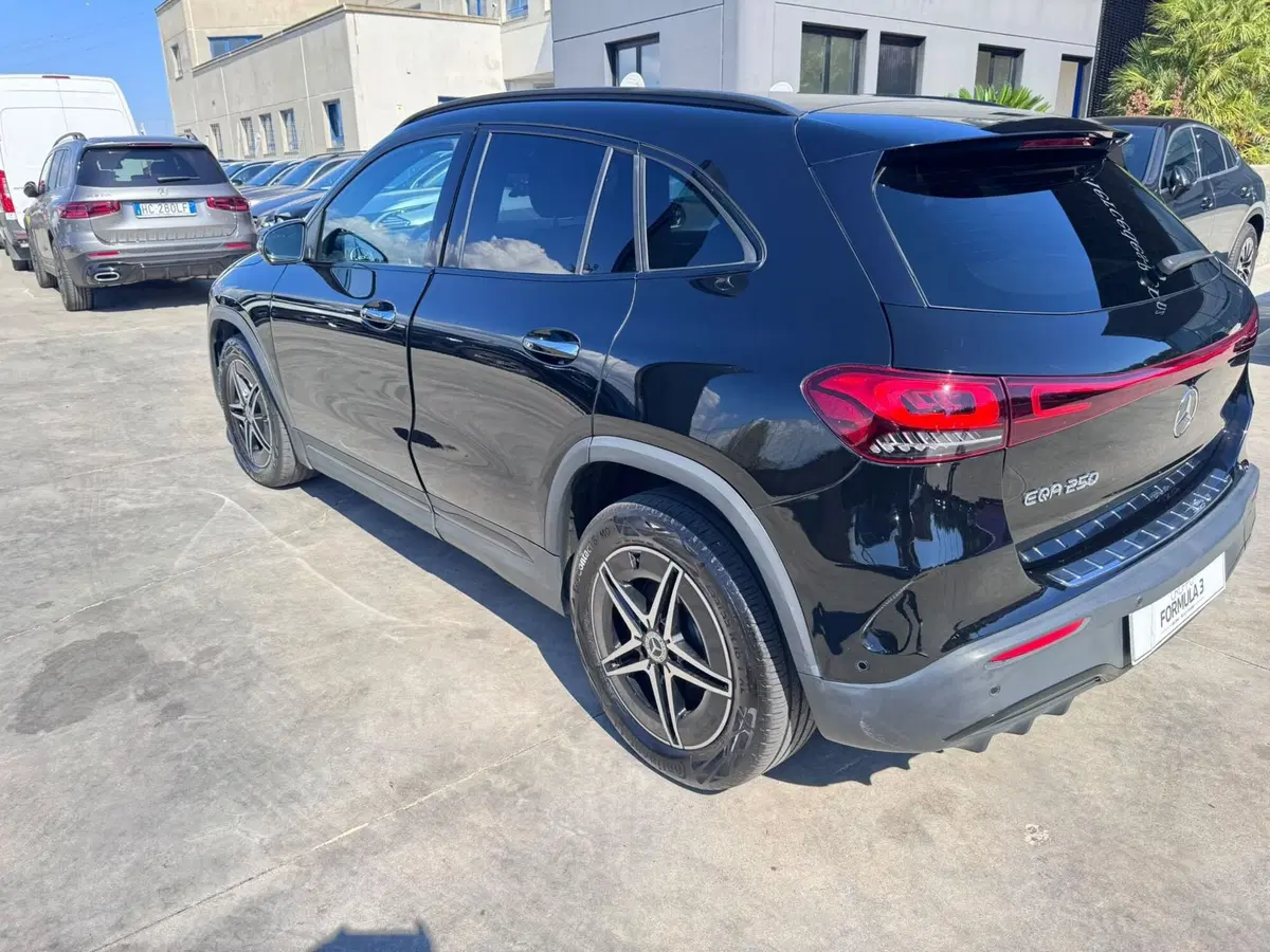 Mercedes-Benz EQA usata a Messina (4)