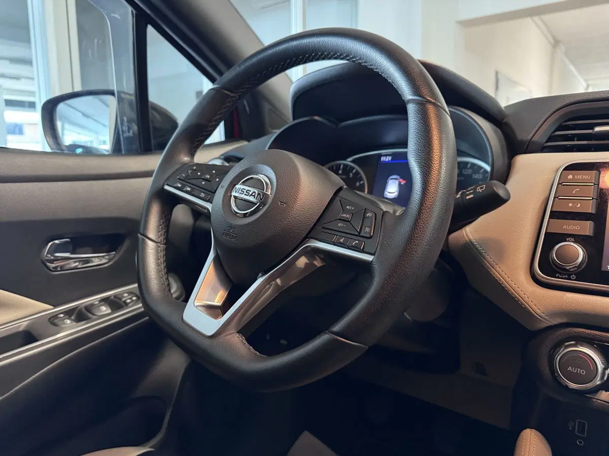 Nissan Micra usata a Messina (14)