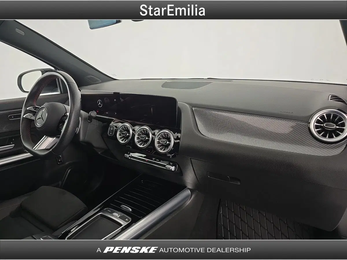 Mercedes-Benz GLA SUV usata a Bologna (16)