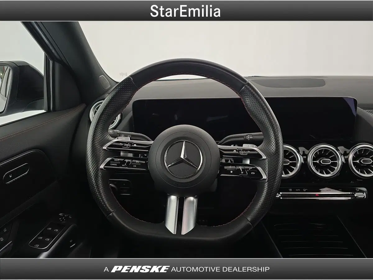 Mercedes-Benz GLA SUV usata a Bologna (19)