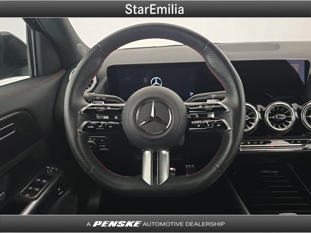 Mercedes-Benz GLA SUV usata a Bologna (19)