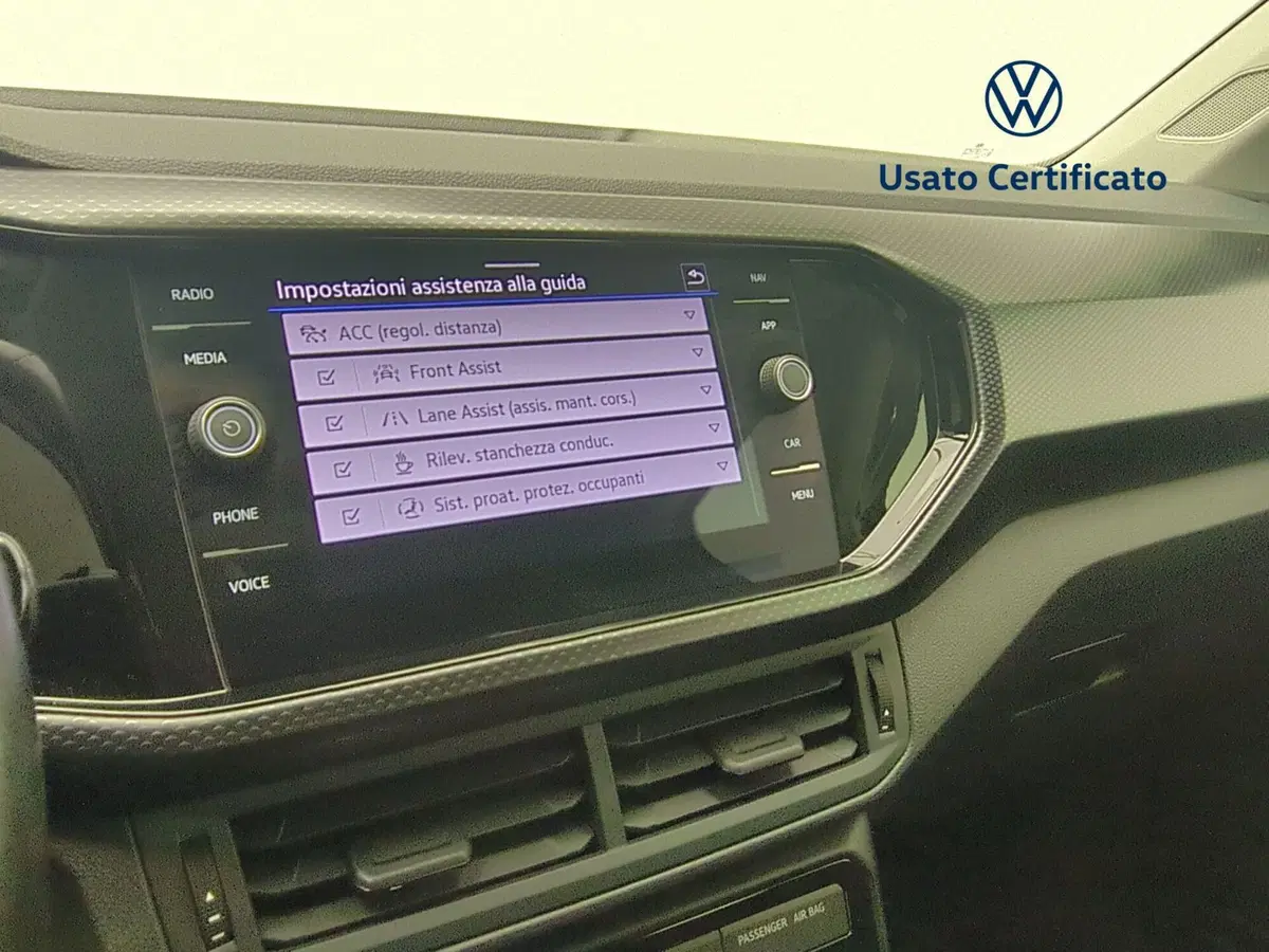 Volkswagen T-Cross usata a Avellino (18)