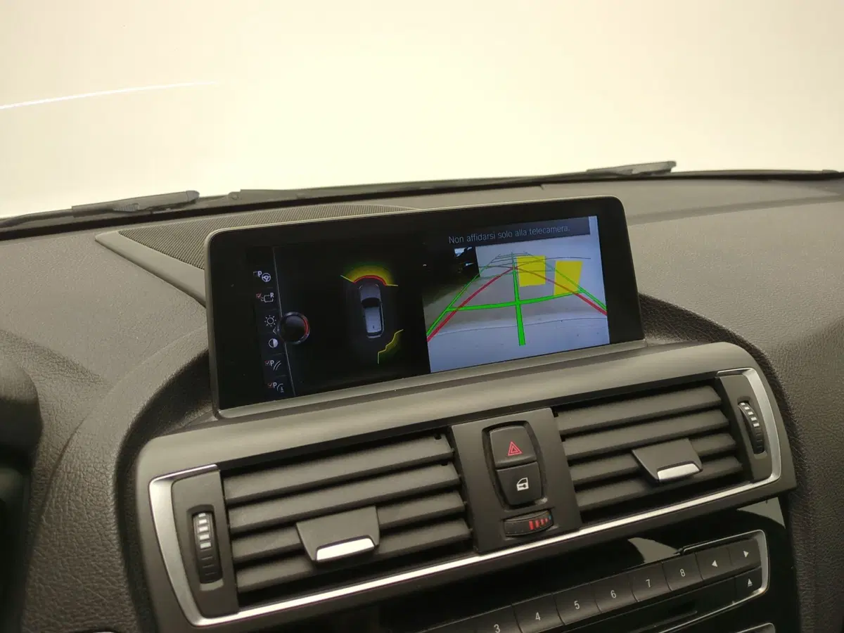 BMW Serie 1 usata a Avellino (18)