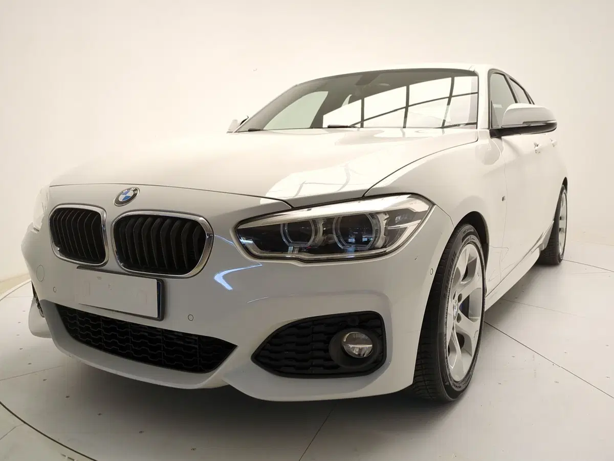 BMW Serie 1 usata a Avellino (8)